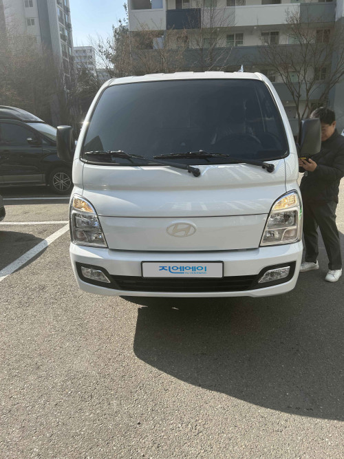현대포터22024년형LPG 터보 2.5 2WD슈퍼캡 초장축 스타일